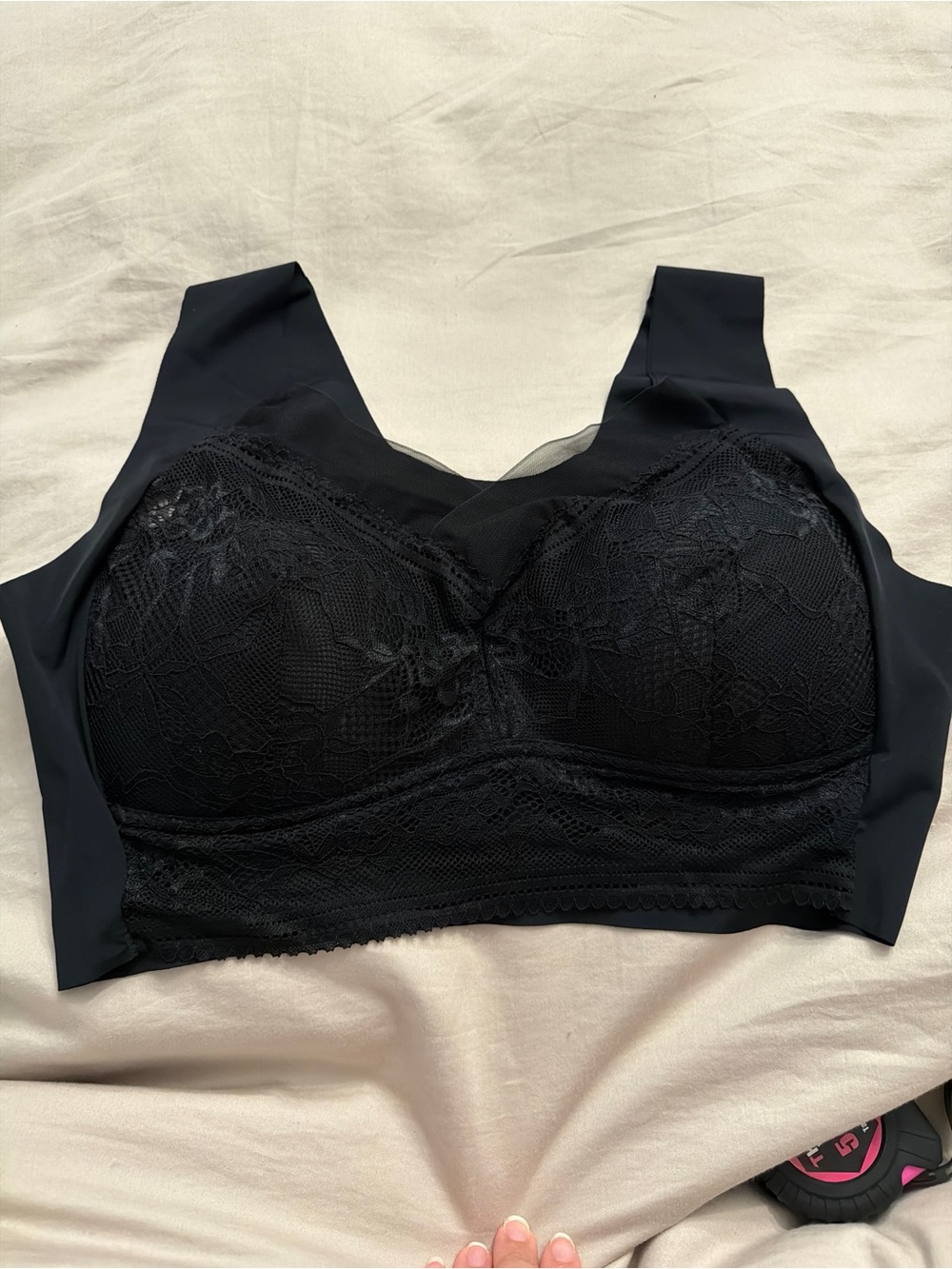 Black Lace Wireless Comfort Bralette XL EUC - Picture 2 of 4